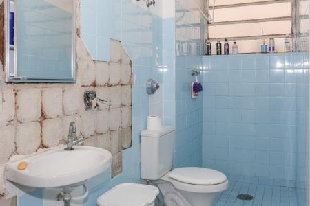Apartamento à venda com 74m², 2 quartos e sem vagaBanheiro