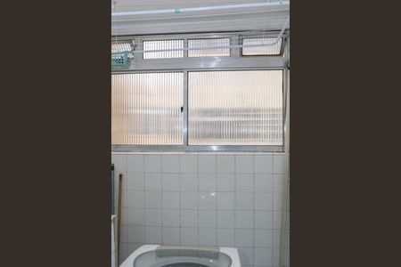 Apartamento à venda com 74m², 2 quartos e sem vagaCozinha e Área de Serviço