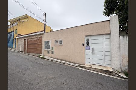 Casa para alugar com 39m², 1 quarto e sem vagaFachada