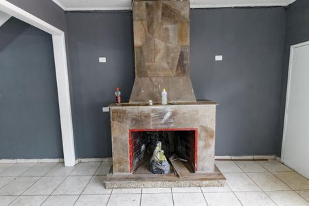 Casa para alugar com 250m², 4 quartos e 1 vagaDetalhe Sala - Lareira