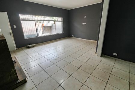 Casa para alugar com 250m², 4 quartos e 1 vagaSala 