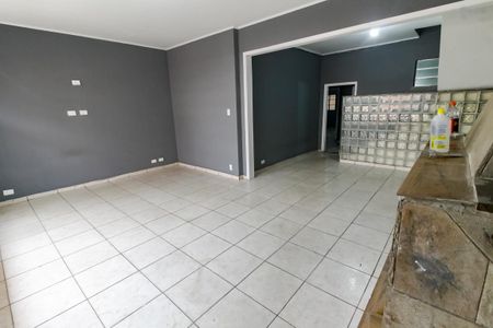 Casa para alugar com 250m², 4 quartos e 1 vagaSala 