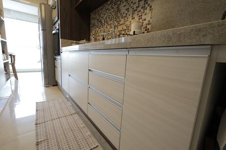 Apartamento à venda com 92m², 2 quartos e 2 vagasCozinha