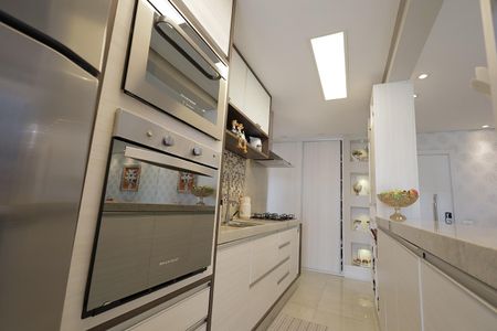 Apartamento à venda com 92m², 2 quartos e 2 vagasCozinha