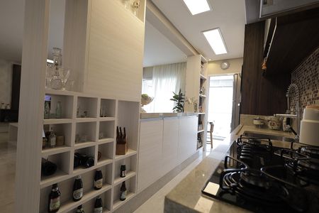 Apartamento à venda com 92m², 2 quartos e 2 vagasCozinha