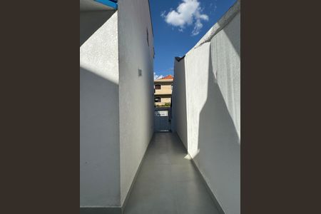 Casa à venda com 145m², 3 quartos e 3 vagas Casa à venda com 145m², 3 quartos e 3 vagasÁrea externa