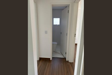 Casa à venda com 145m², 3 quartos e 3 vagas Casa à venda com 145m², 3 quartos e 3 vagasCorredor