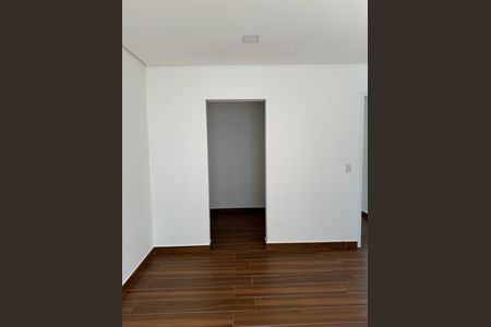 Casa à venda com 145m², 3 quartos e 3 vagas Casa à venda com 145m², 3 quartos e 3 vagasQuarto