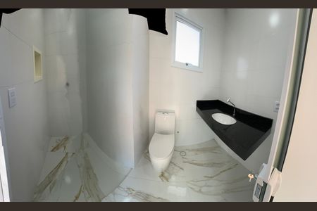 Casa à venda com 145m², 3 quartos e 3 vagas Casa à venda com 145m², 3 quartos e 3 vagasBanheiro