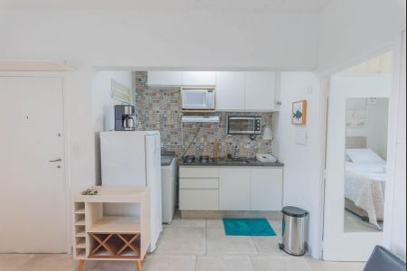 Cozinha de apartamento à venda com 1 quarto, 46m² em Centro, Campinas