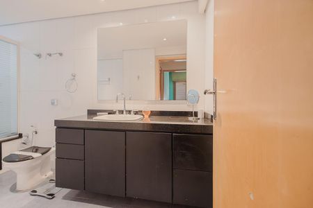 Apartamento à venda com 92m², 3 quartos e sem vagaBanheiro