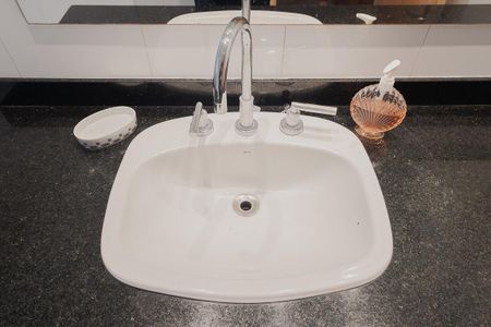 Apartamento à venda com 92m², 3 quartos e sem vagaBanheiro