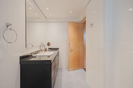 Apartamento à venda com 92m², 3 quartos e sem vagaBanheiro