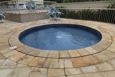 Apartamento à venda com 87m², 3 quartos e 1 vagaÁrea comum - Piscina