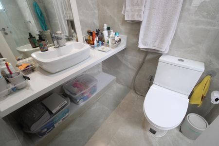 Apartamento à venda com 87m², 3 quartos e 1 vagaBanheiro da suíte