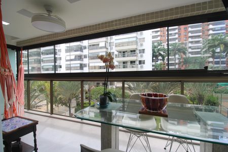 Apartamento à venda com 87m², 3 quartos e 1 vagaSala - Varanda