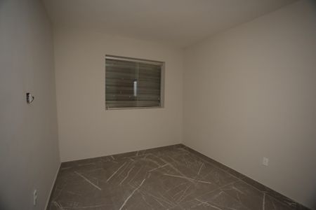 Casa para alugar com 100m², 2 quartos e 1 vagaQuarto