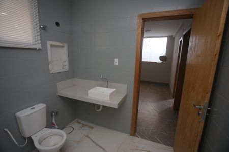 Casa para alugar com 100m², 2 quartos e 1 vagaBanheiro