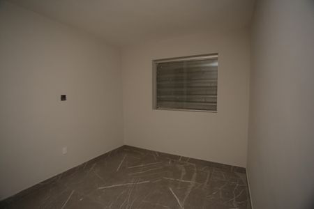 Casa para alugar com 100m², 2 quartos e 1 vagaQuarto
