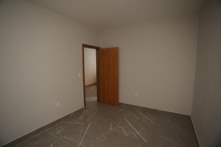 Quarto de casa para alugar com 2 quartos, 100m² em Aparecida 7ª Seção, Belo Horizonte