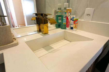 Apartamento à venda com 58m², 2 quartos e 1 vagaBanheiro Social