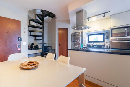 Apartamento à venda com 90m², 2 quartos e 1 vagaSala de Jantar