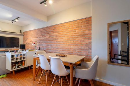 Apartamento à venda com 90m², 2 quartos e 1 vagaSala de Jantar