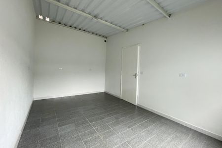 Casa para alugar com 1 quarto, 35m² em Vila Dionisia, São Paulo