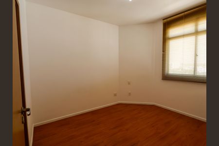 Apartamento à venda com 80m², 2 quartos e 1 vagaSuíte