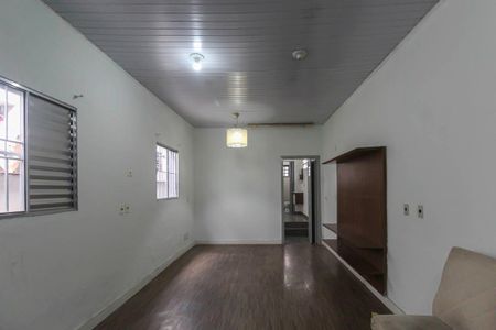 Sala/Quarto de casa à venda com 7 quartos, 300m² em Jardim Sapopemba, São Paulo
