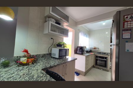 Apartamento à venda com 84m², 3 quartos e 2 vagasCozinha 