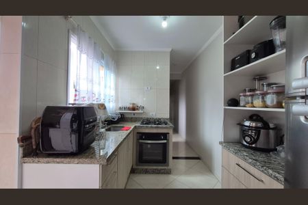 Apartamento à venda com 84m², 3 quartos e 2 vagasCozinha 