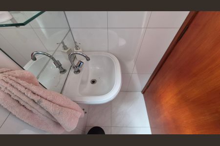 Apartamento à venda com 84m², 3 quartos e 2 vagasBanheiro da suíte 