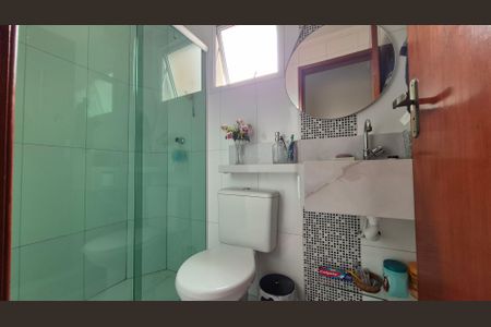 Apartamento à venda com 84m², 3 quartos e 2 vagasBanheiro 