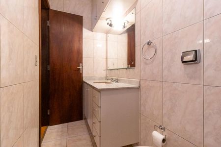 Casa para alugar com 140m², 3 quartos e 4 vagasBanheiro Social