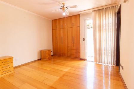 Casa para alugar com 140m², 3 quartos e 4 vagasQuarto 1 suite