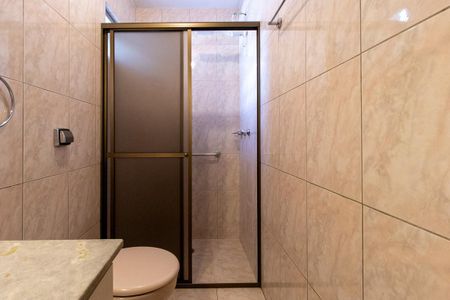 Casa para alugar com 140m², 3 quartos e 4 vagasBanheiro Social