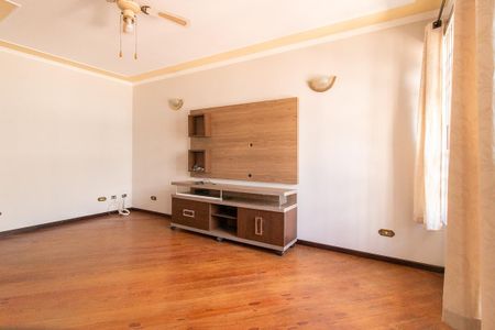 Casa para alugar com 140m², 3 quartos e 4 vagasSala