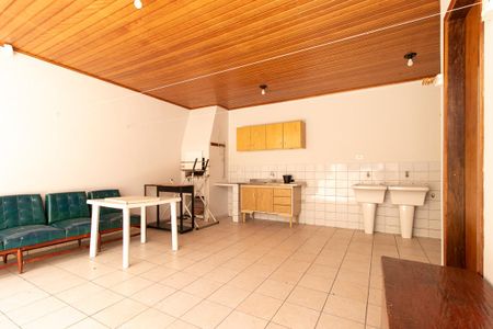 Casa para alugar com 140m², 3 quartos e 4 vagasÁrea comum - Churrasqueira