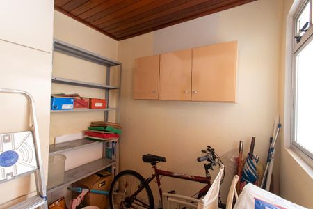 Casa para alugar com 140m², 3 quartos e 4 vagasDespensa