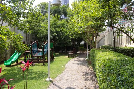 Apartamento para alugar com 50m², 2 quartos e 1 vagaBosque - Playground