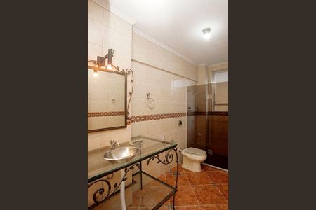 Apartamento para alugar com 71m², 2 quartos e sem vagaBanheiro