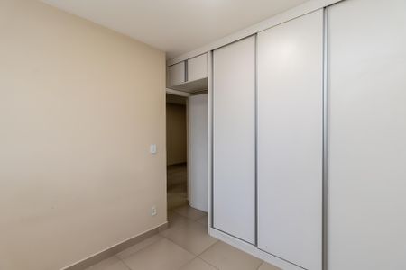 Quarto 2 de apartamento para alugar com 2 quartos, 46m² em Juliana, Belo Horizonte