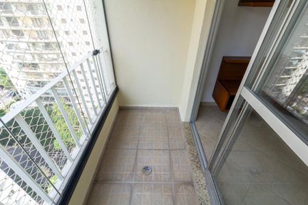 Varanda de apartamento para alugar com 3 quartos, 75m² em Vila Gomes Cardim, São Paulo