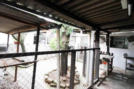 Casa para alugar com 220m², 3 quartos e 3 vagasQuintal