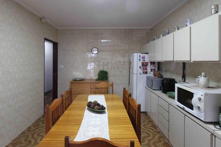 Casa para alugar com 220m², 3 quartos e 3 vagasCozinha