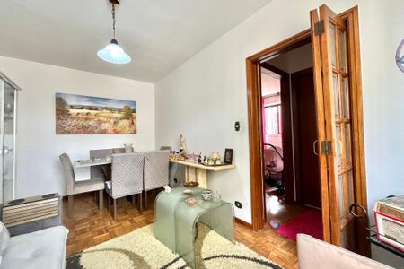 Apartamento à venda com 70m², 2 quartos e 1 vaga Apartamento à venda com 70m², 2 quartos e 1 vagaSala