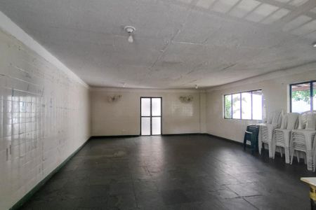 Apartamento para alugar com 57m², 2 quartos e 1 vagaÁrea comum - Salão de festas