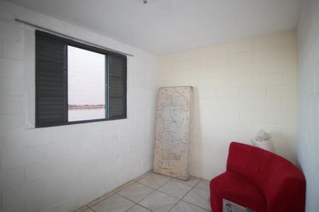 Quarto 1 de apartamento para alugar com 2 quartos, 46m² em Rubem Berta, Porto Alegre