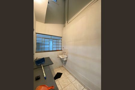 Casa à venda com 200m², 2 quartos e 1 vagaÁrea de Serviço